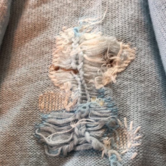 Baby boy blue hoodie sweater/sweet white bear on front/ zip up in back 18 months - Picture 10 of 15